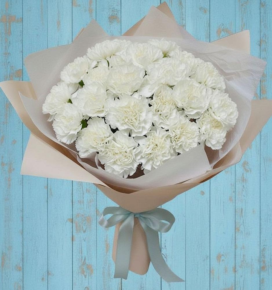 Букет цветов из: Гвоздики в Надежде