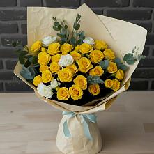 Букет цветов из:  Розы в Надежде