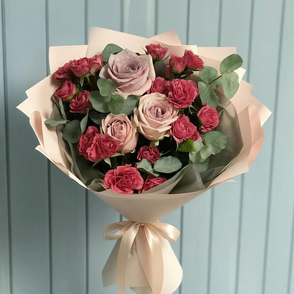 Букет цветов из: Гвоздики и Розы в Надежде
