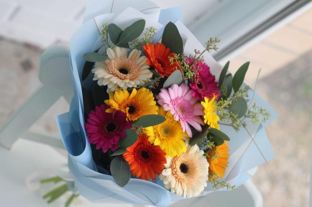 Букет цветов из: Герберы в Надежде