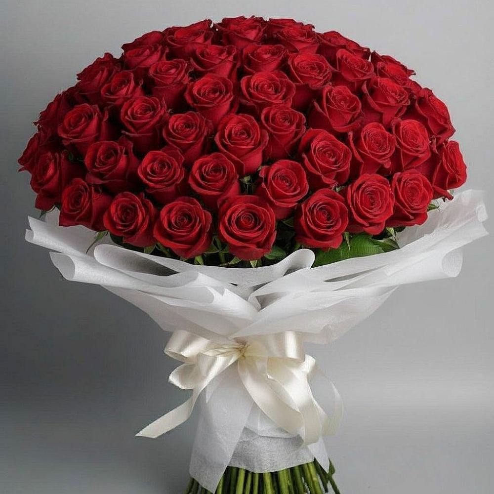 Букет 101 Красная роза Блэк Мэджик в Надежде