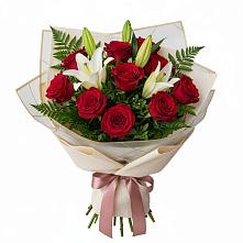 Букет цветов из:  Лилии и Розы в Надежде