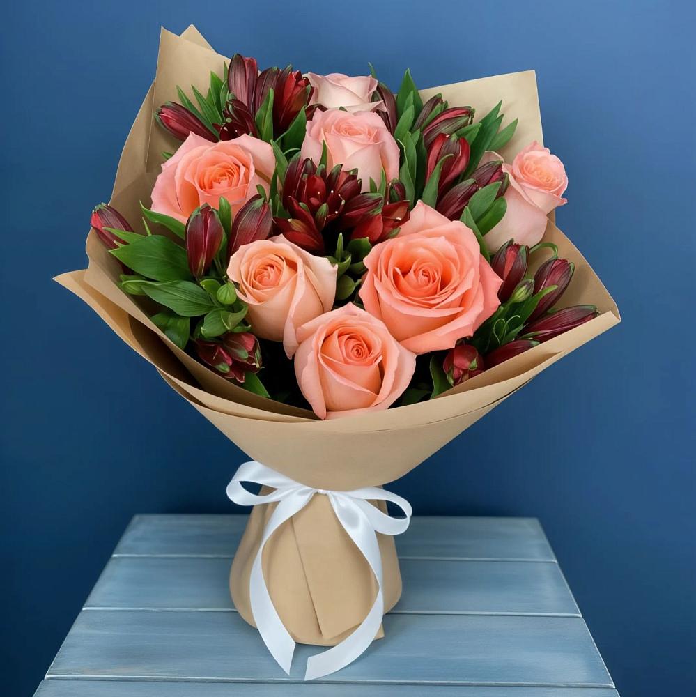 Букет цветов из: Розы и Альстромерии в Надежде