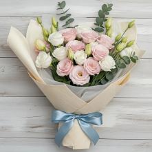 Букет цветов из:  Лизиантусы в Надежде