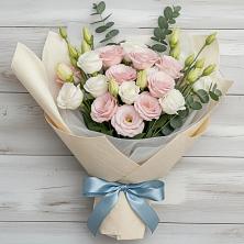 Букет цветов из:  Лизиантусы в Надежде