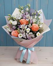 Букет цветов из:  Лизиантусы, Розы, Альстромерии и Гипсофила в Надежде