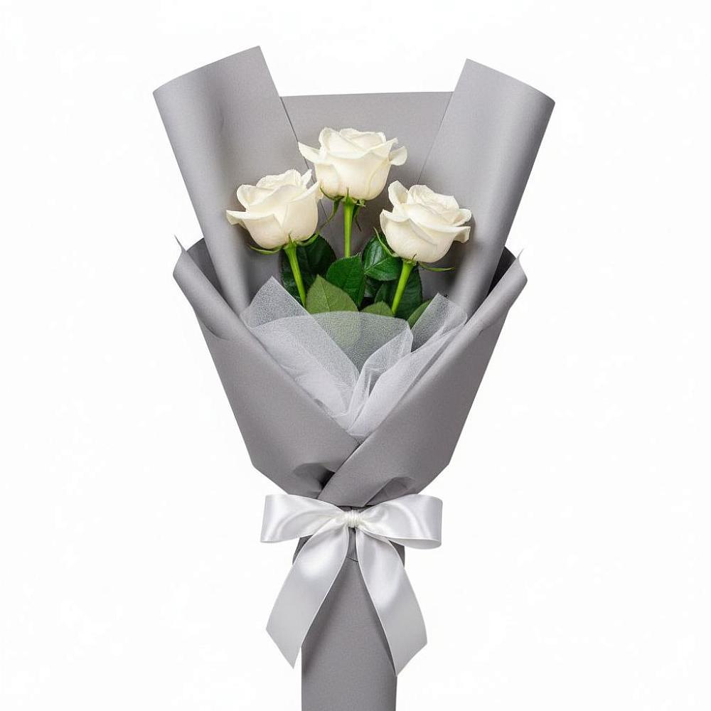 Букет 3 белые розы в Надежде
