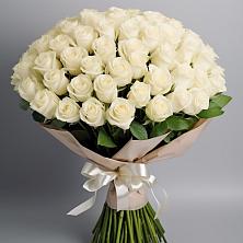 Букет 101 беля роза Белоснежка в Надежде