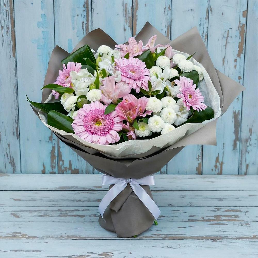 Букет цветов из: Герберы, Альстромерии и Хризантемы в Надежде