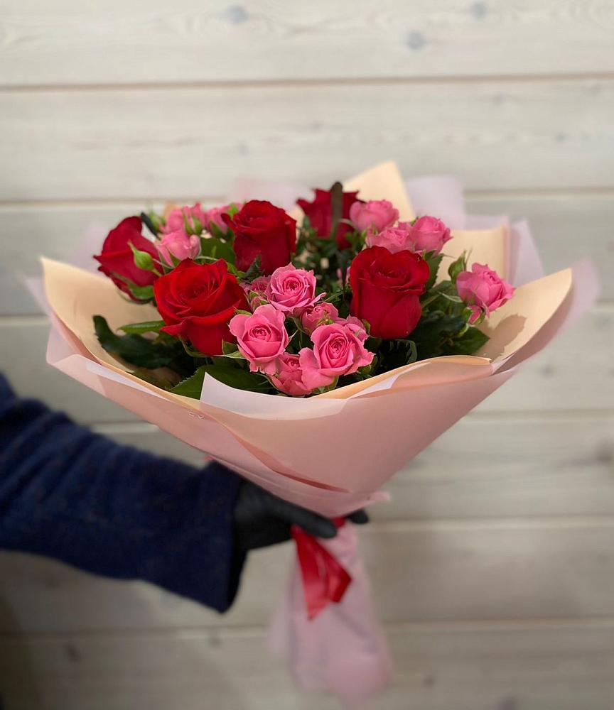 Букет цветов из: Розы в Надежде