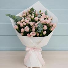 Букет цветов из:  Розы в Надежде