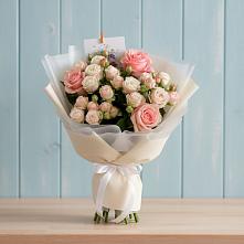 Букет цветов из:  Розы в Надежде