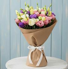 Букет цветов из:  Лизиантусы в Надежде