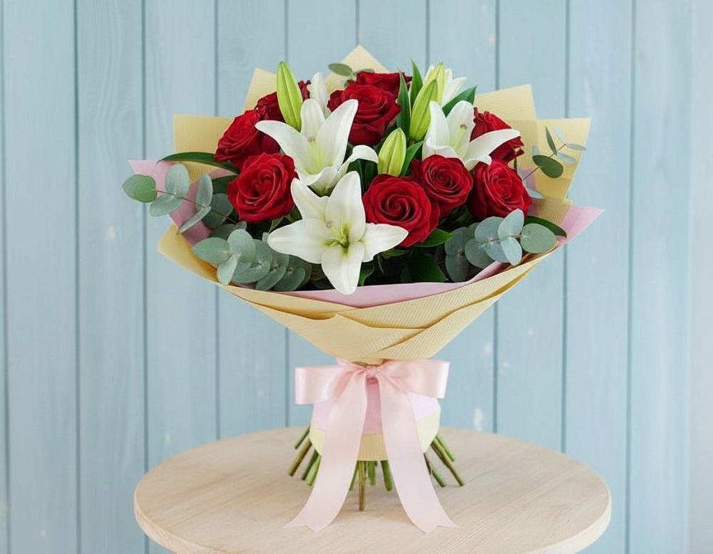 Букет цветов из: Лилии и Розы в Надежде